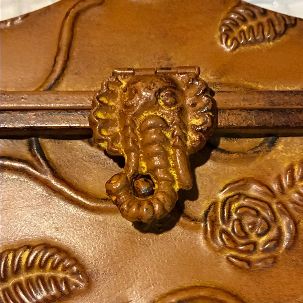 Vintage Look Brown Decorative Box